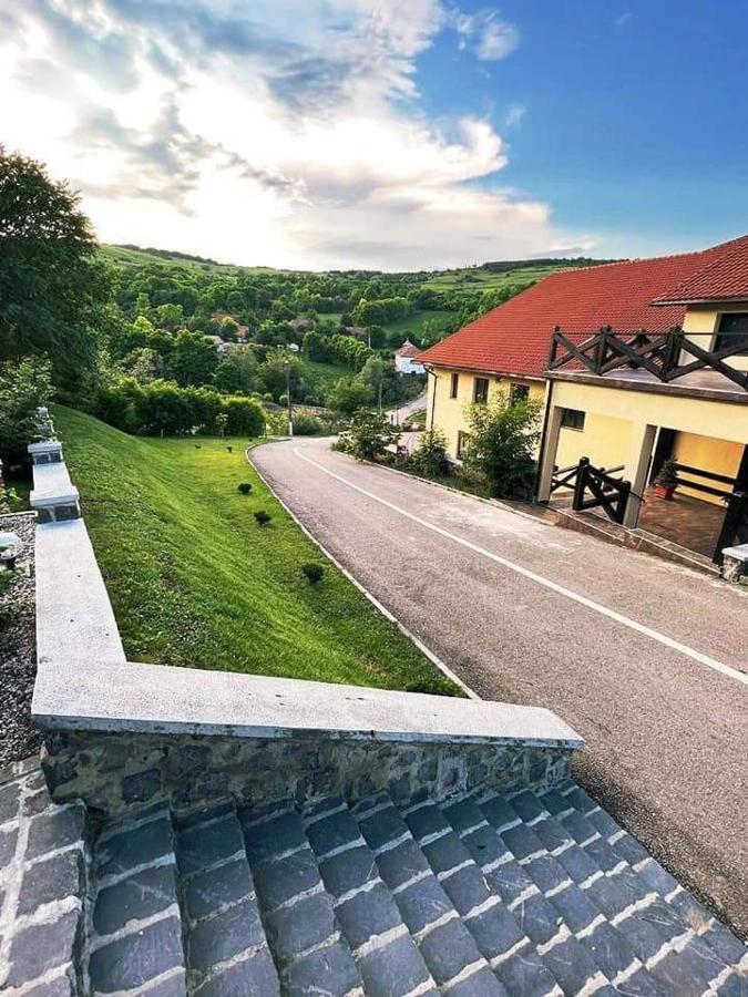 Pensiunea Emris Spatac Esterno foto