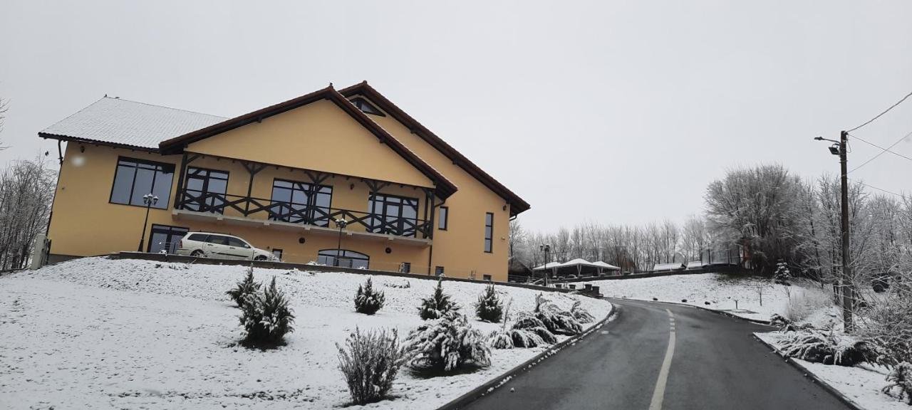 Pensiunea Emris Spatac Esterno foto